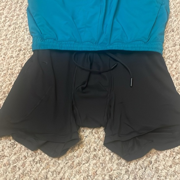 Lululemon men’s athletic shorts - Picture 4 of 6